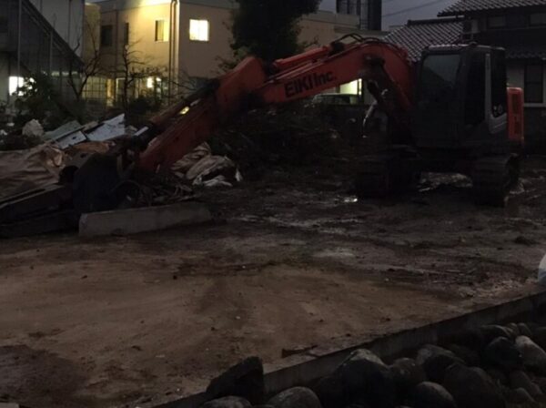 富山市の解体工事ブログ 木の伐採、伐根