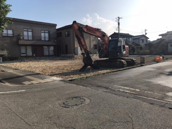 富山市で更地つくり２