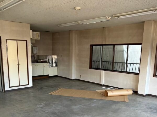 富山の解体工事屋　株式会社エイキ　鉄骨造（S造）ビルの解体工事