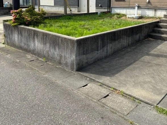 擁壁を解体する前の写真