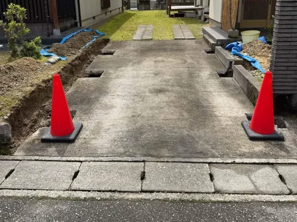 富山の株式会社エイキ　カーポートを解体した後の姿