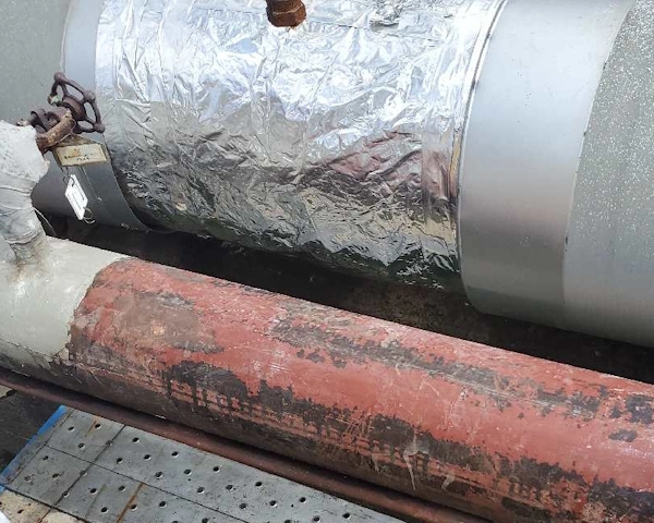大型プラントの配管アスベストの除去が完了した様子