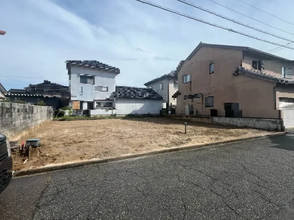 住宅及び基礎今季リートの解体撤去が終わり、更地になった姿。