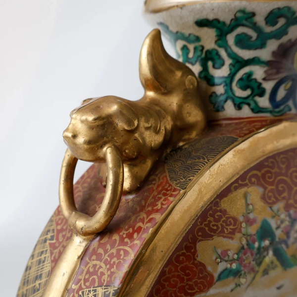 獅子の金彩